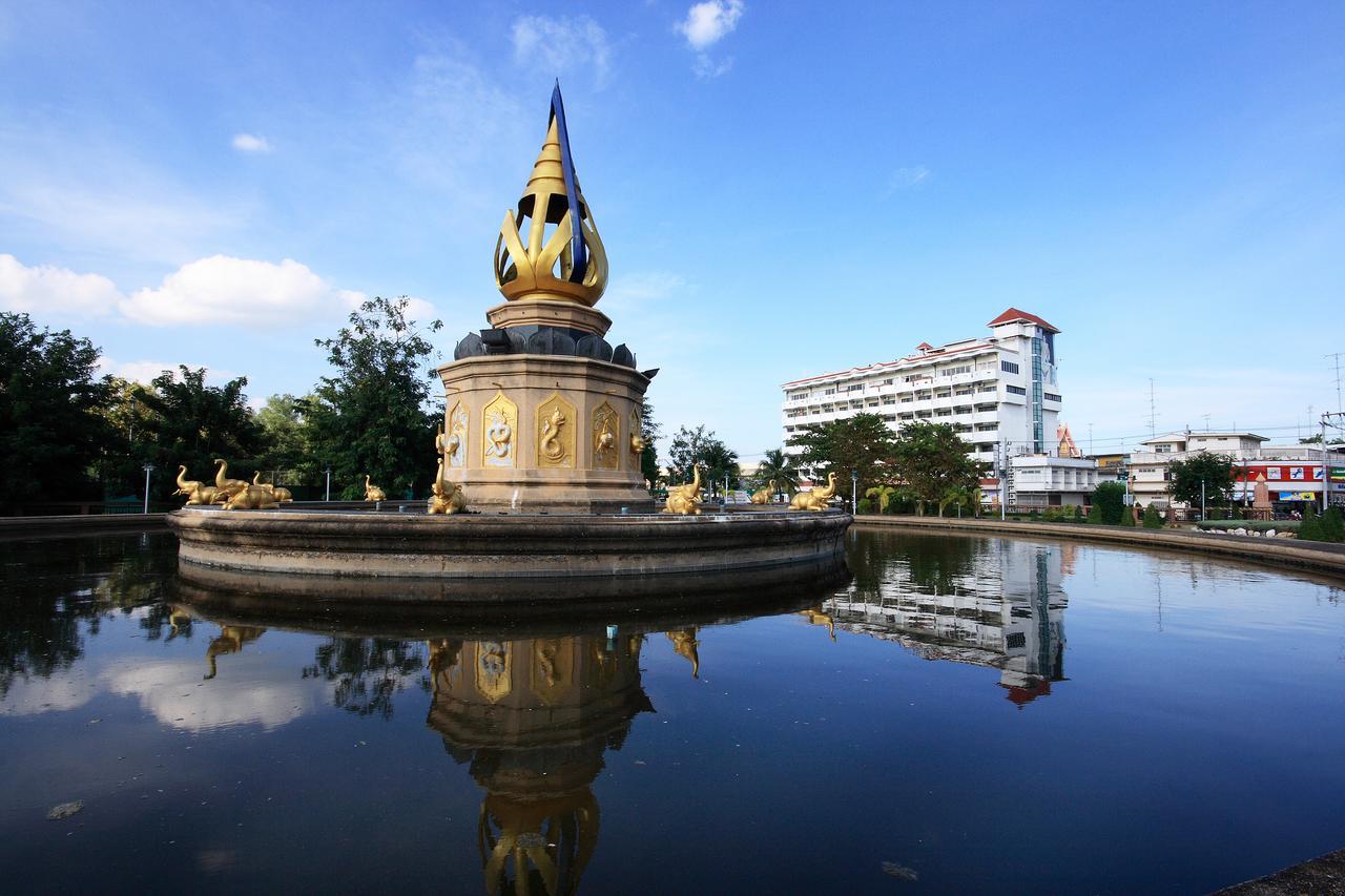 Chakungrao Riverview Hotel Kamphaeng Phet Eksteriør bilde